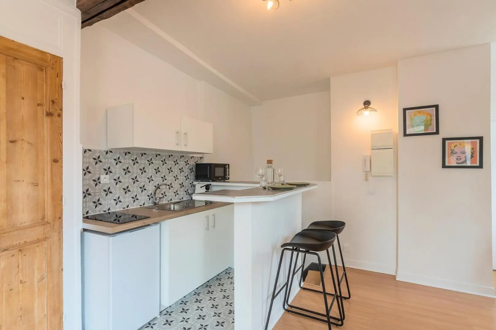 Lille St Maurice- 7Min From Train ! contacts